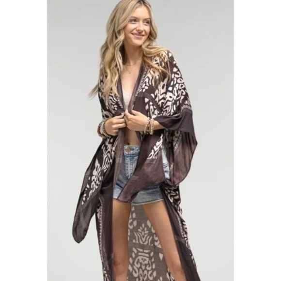 SOLD OUT Charcoal Damask Print Pompom Trim Bohemian Kimono Wrap Coverup Open Top - Picture 2 of 4